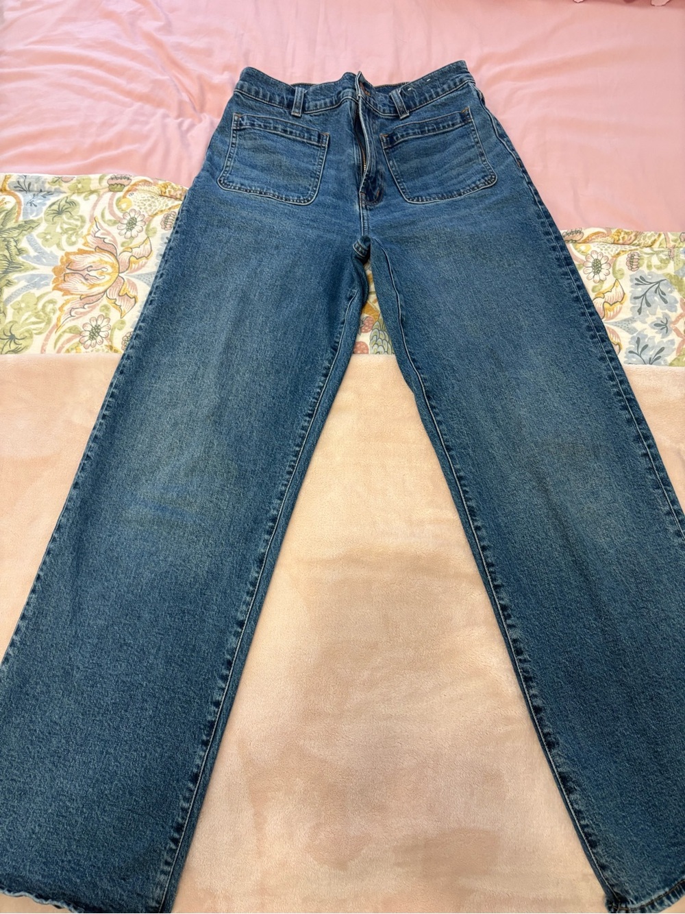Madewell High-Rise Straight Jeans in Medium Blue Denim